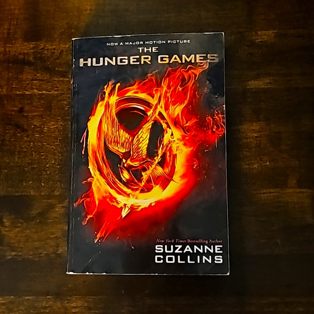 Hunger Games Suzanne Collins